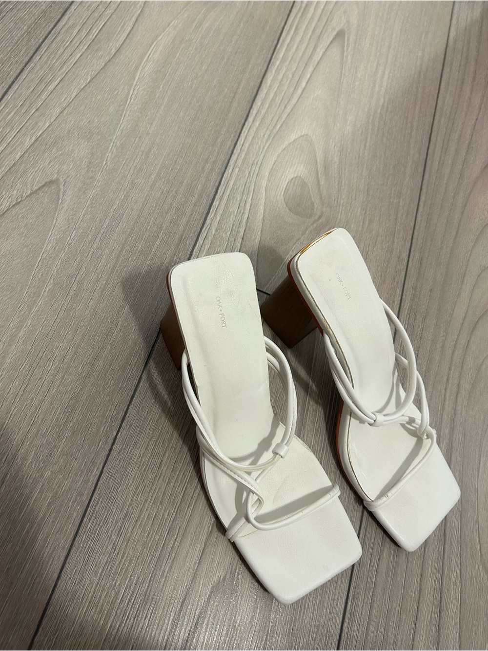 OAK + FORT White Strappy Square-Toe Block Heel Sandals